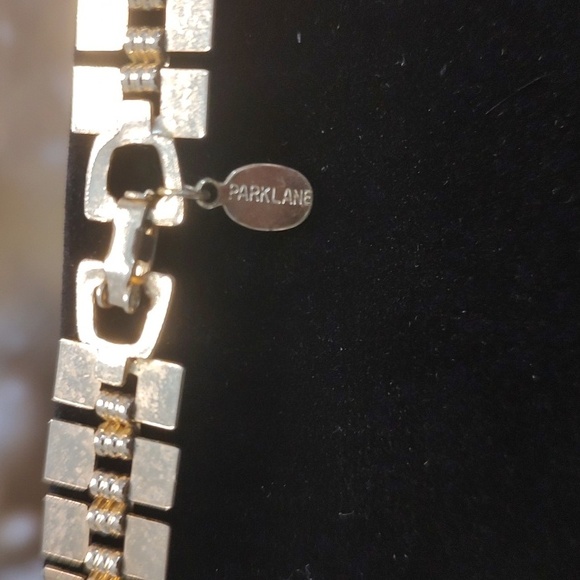 Park Lane Necklace - Picture 2 of 4